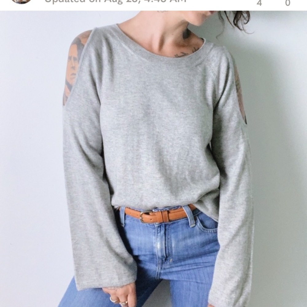 GAP Super Soft Cut Out Bell Sleeve Sweater